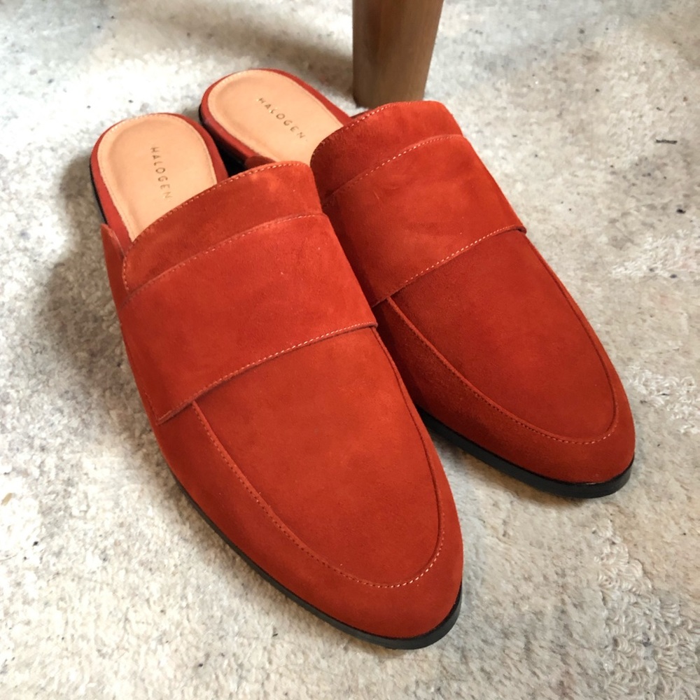 Halogen “Violet Mule” in Rust Suede